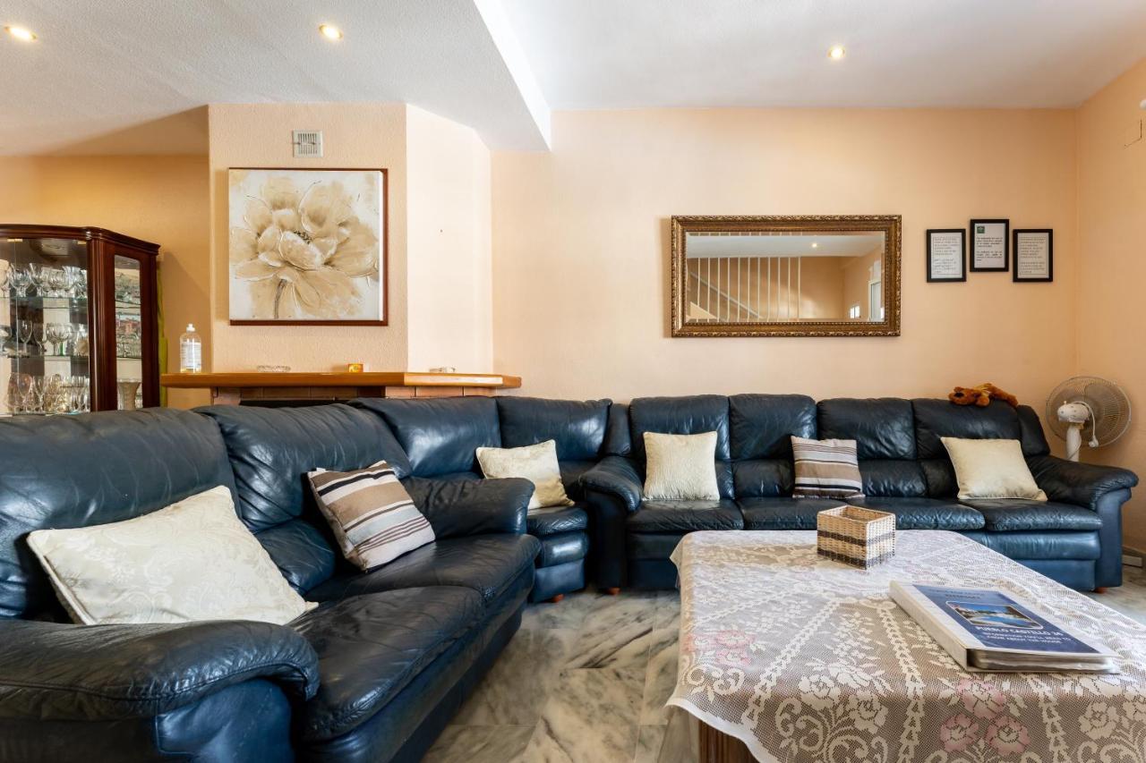 Townhouse Beachside Fuengirola Bagian luar foto