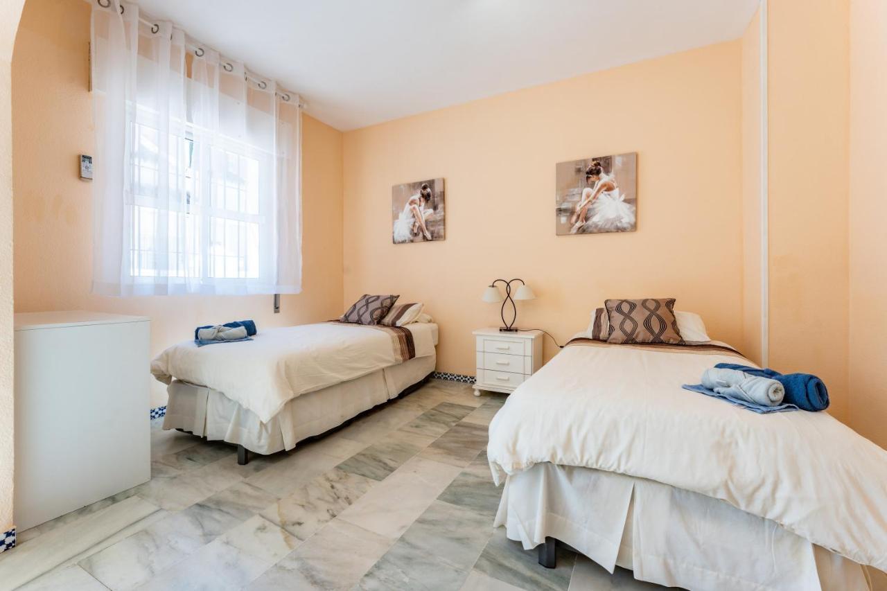 Townhouse Beachside Fuengirola Bagian luar foto